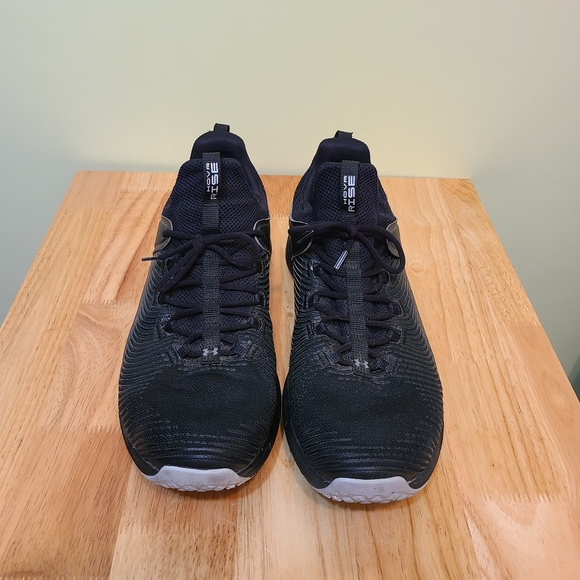 Men under armour hovr rise shoes - Picture 2 of 6